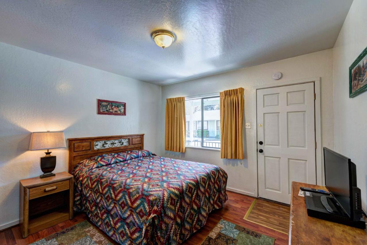 Lake Shasta Lodge Lakehead Esterno foto